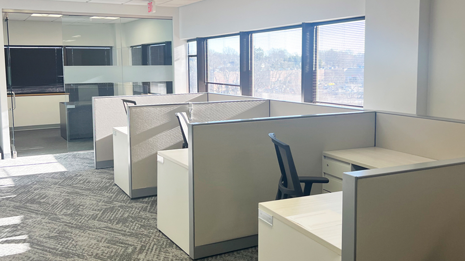 465 Waverley Road Waltham Sublease workstations