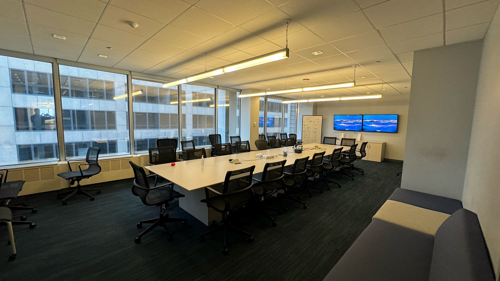 100 S Wacker - Large conference room