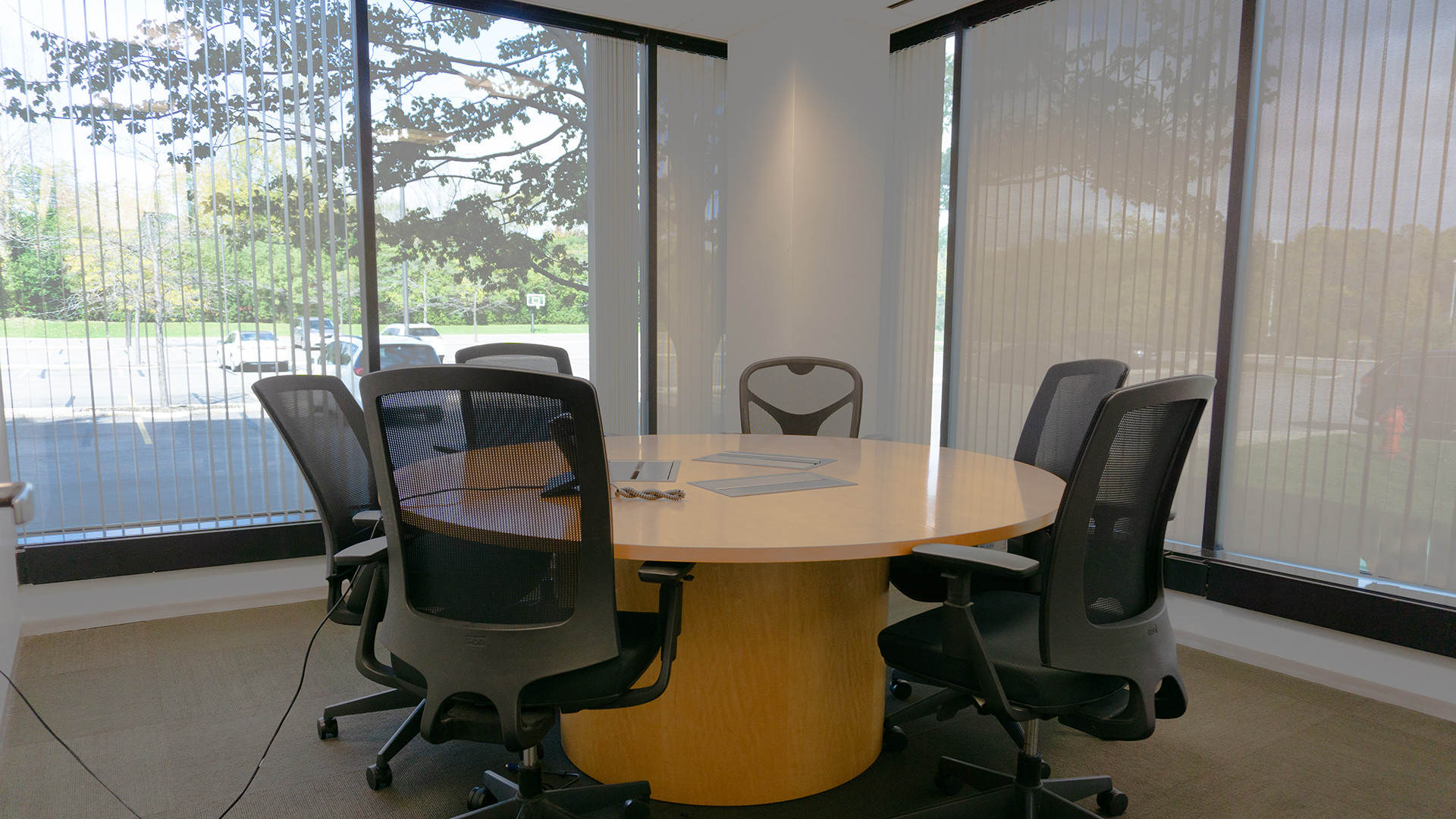 2801 Lakeside - Internal Office Photos, Table with Chairs 