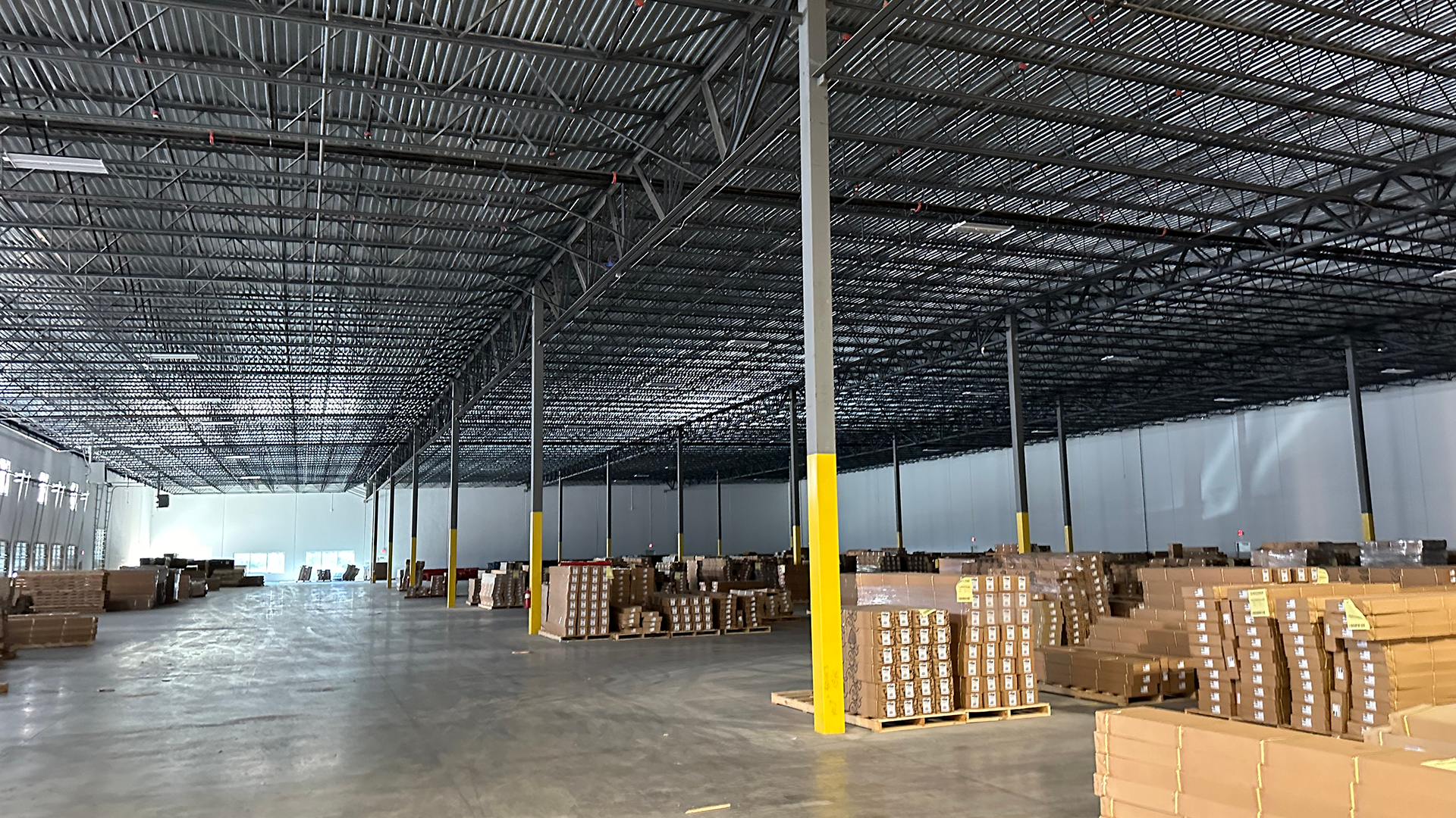 16275 Tomball Pky Warehouse Building Photo